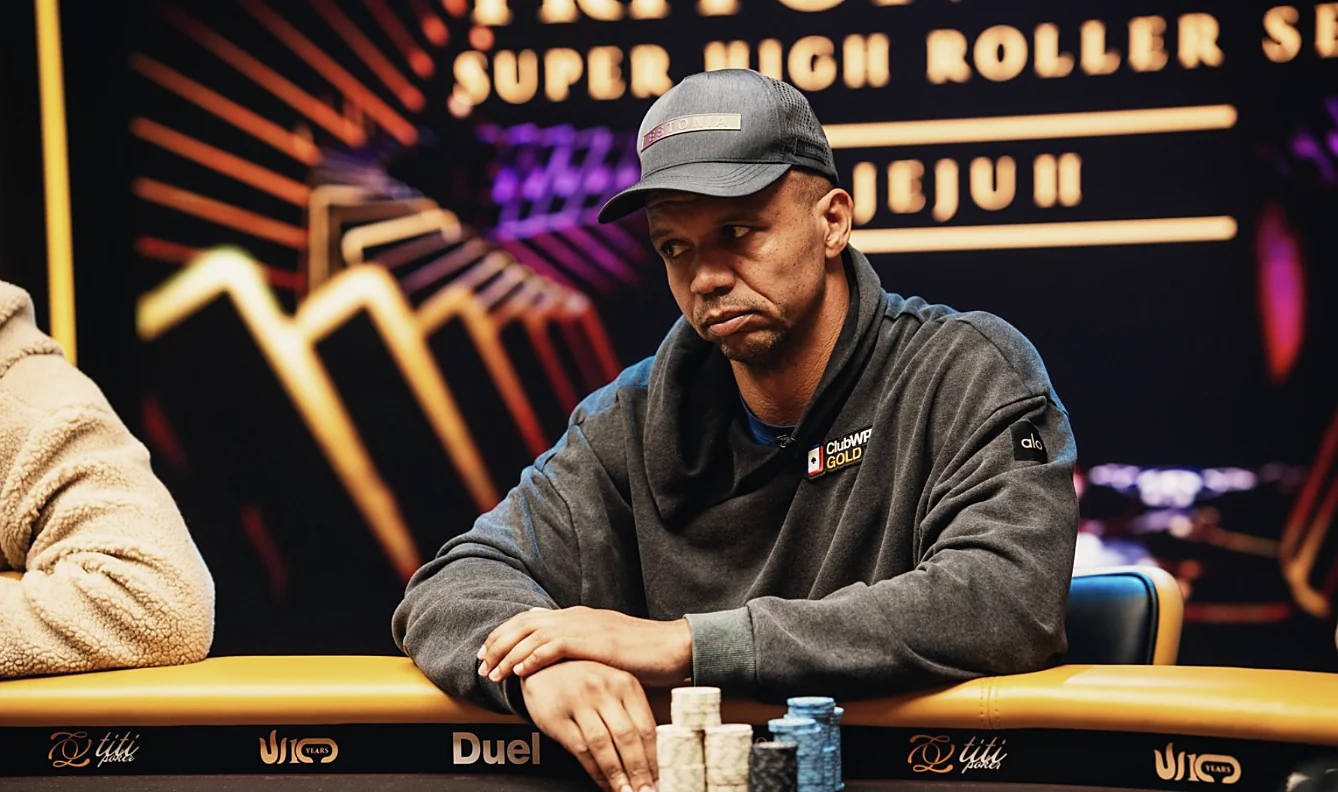 Phil Ivey at the Triton table